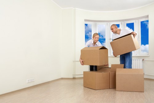 Packing and loading preparation for removal truck hire in Wimbledon